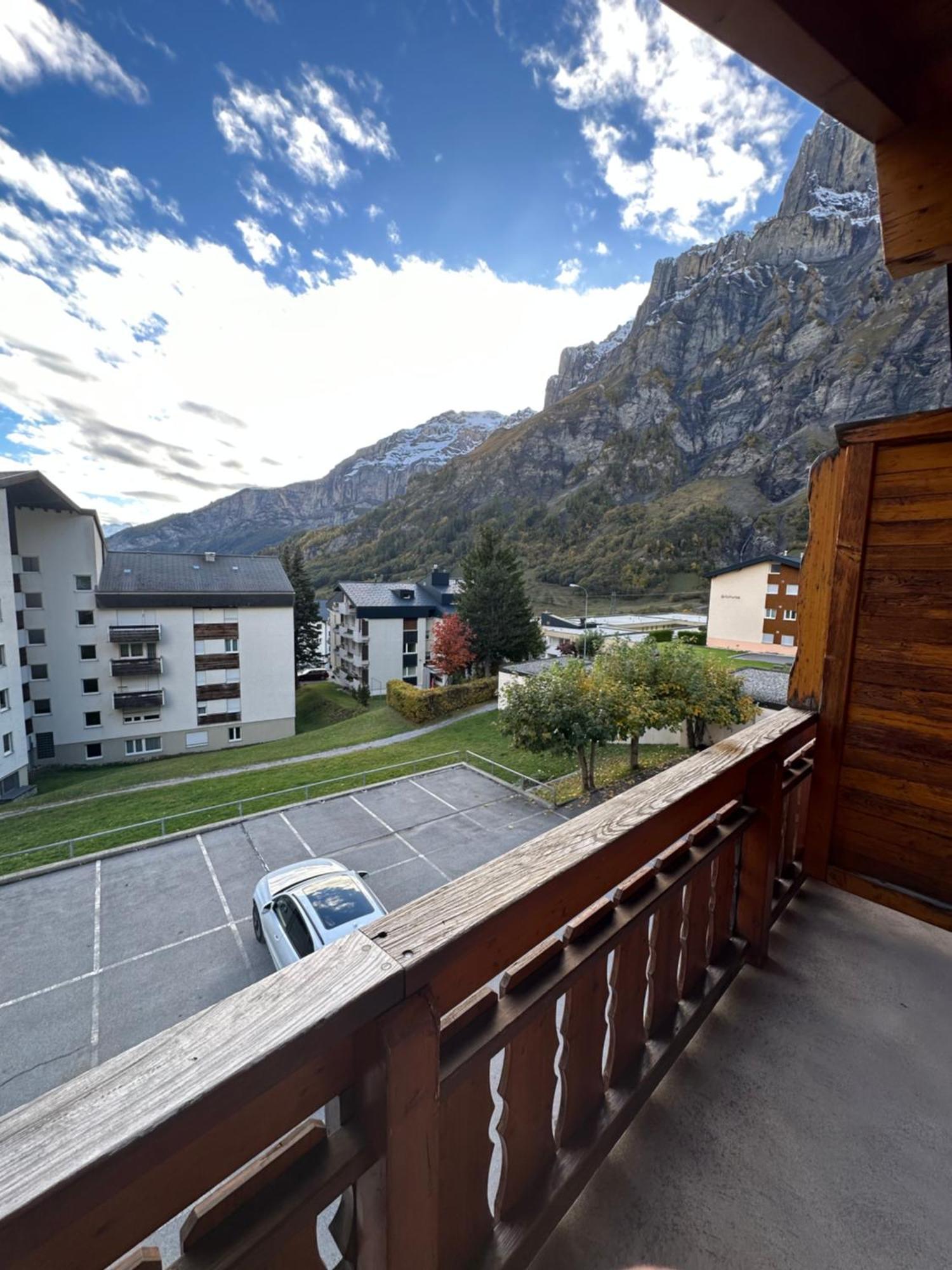 Touristenheim Bergfreude Leukerbad Exterior foto